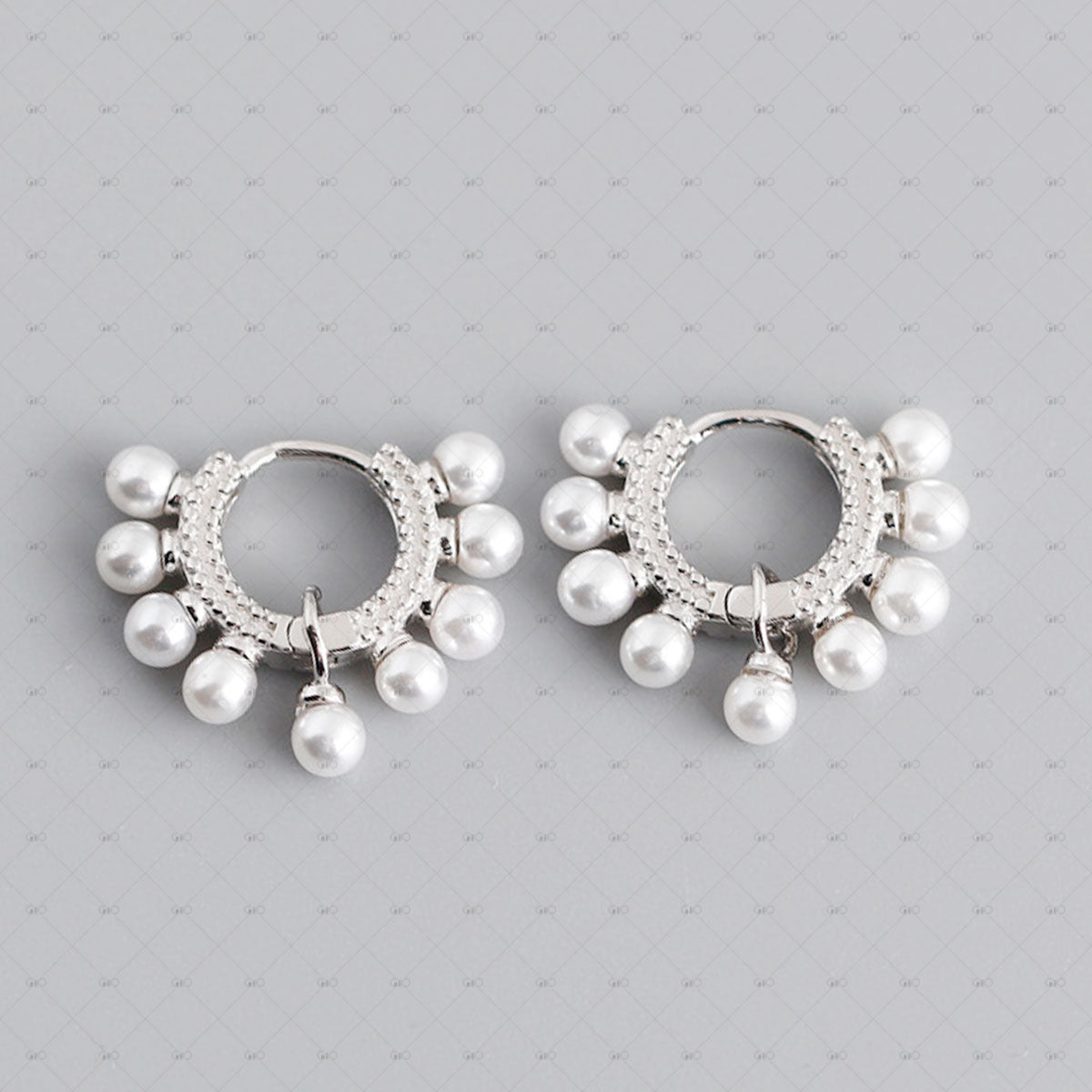 S925 Silver Elegant 9 Small Pearl Round Earrings