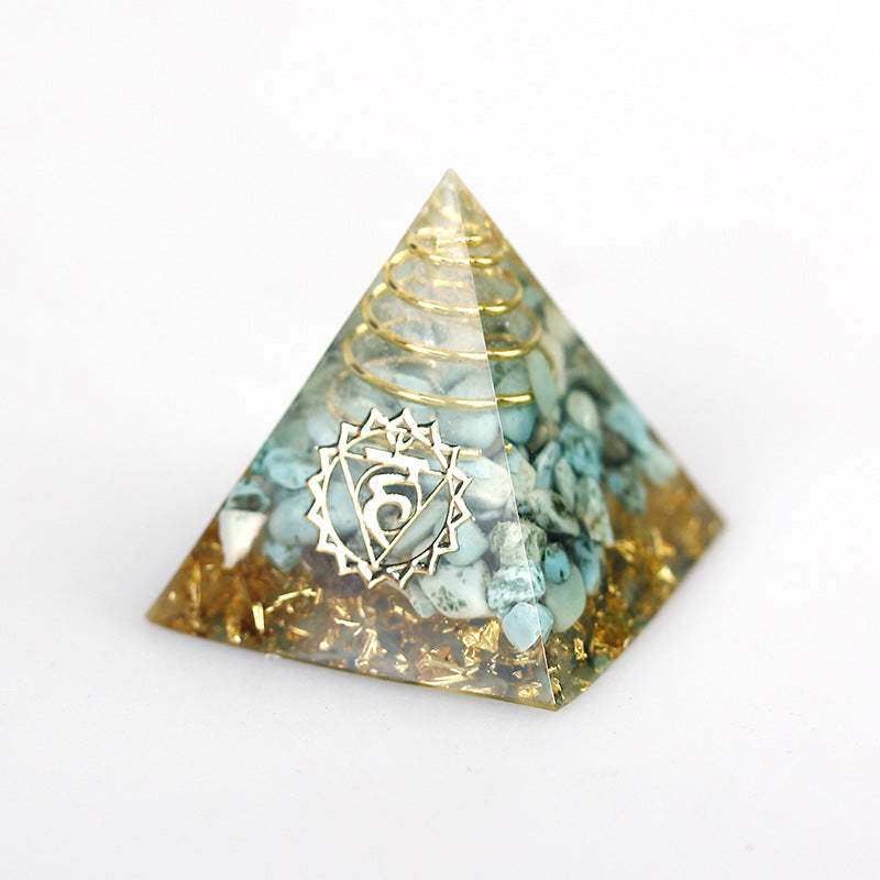 Crystal Gravel Pyramid Epoxy Ornaments