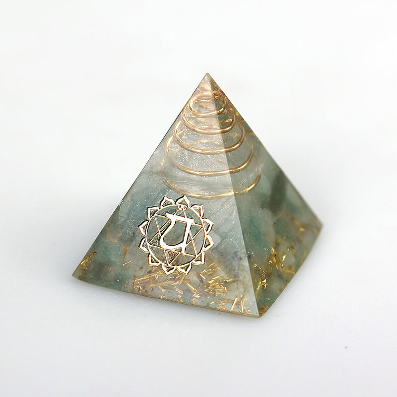 Crystal Gravel Pyramid Epoxy Ornaments