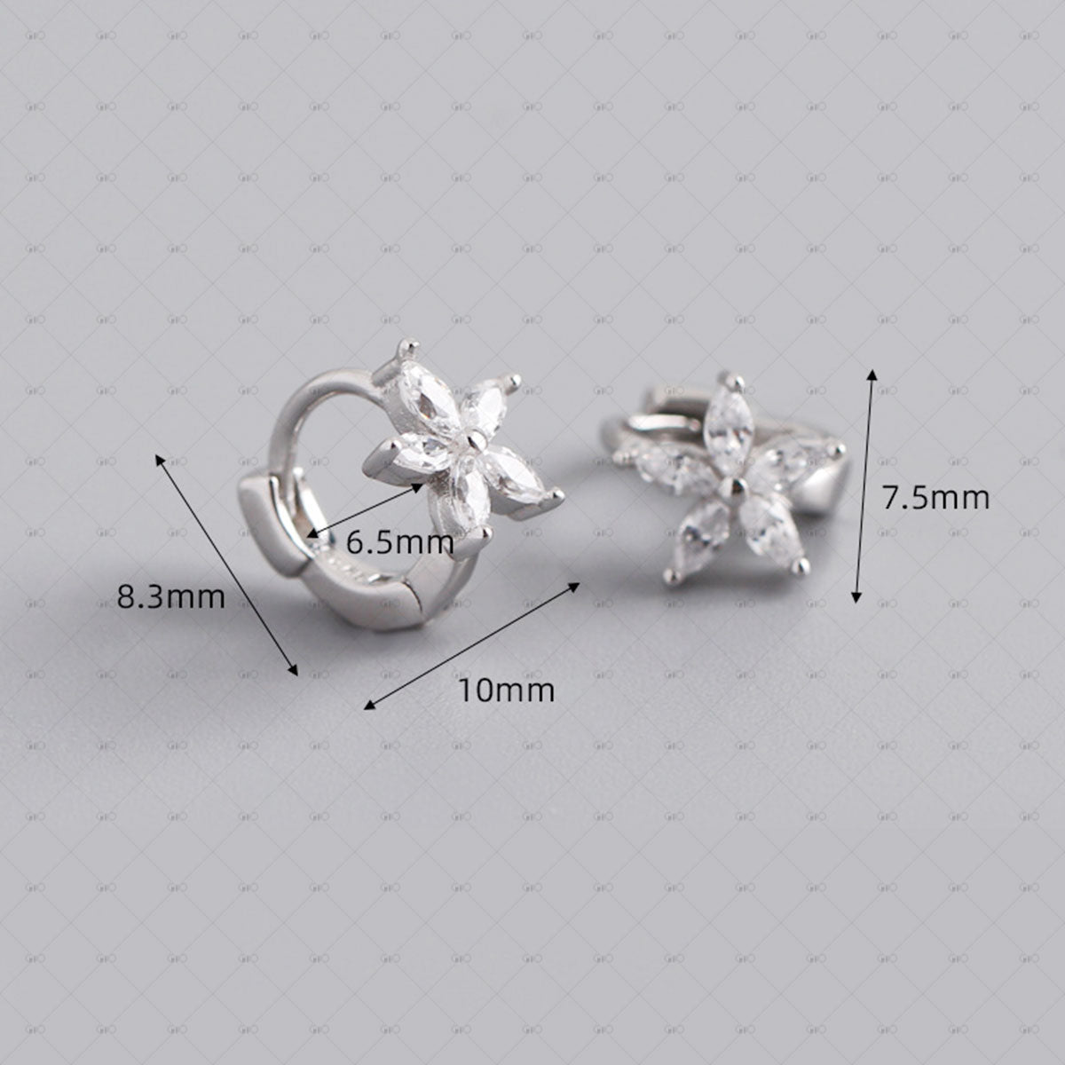 S925 Silver Flower Shape Zirconia Round Earrings