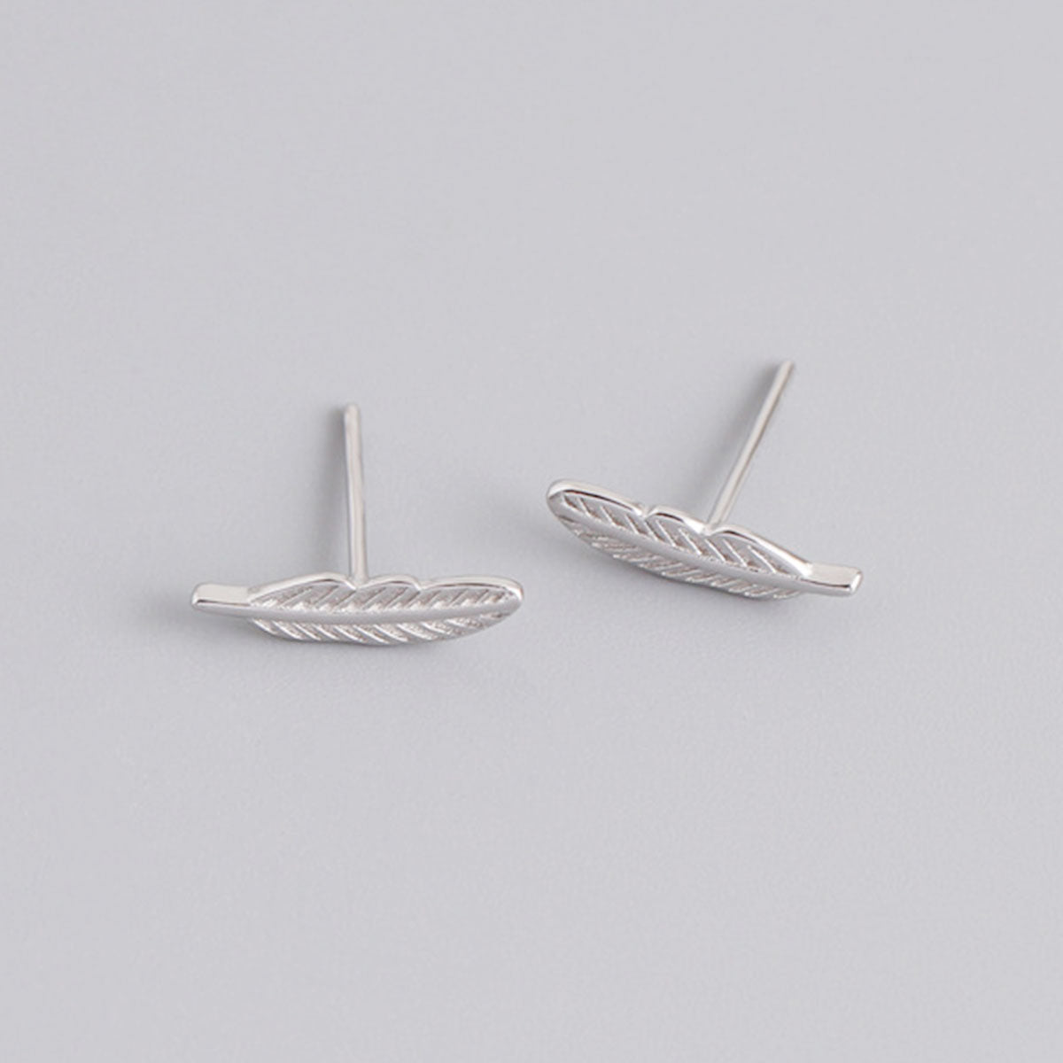 S925 Silver Petite Feather Shape Earrings