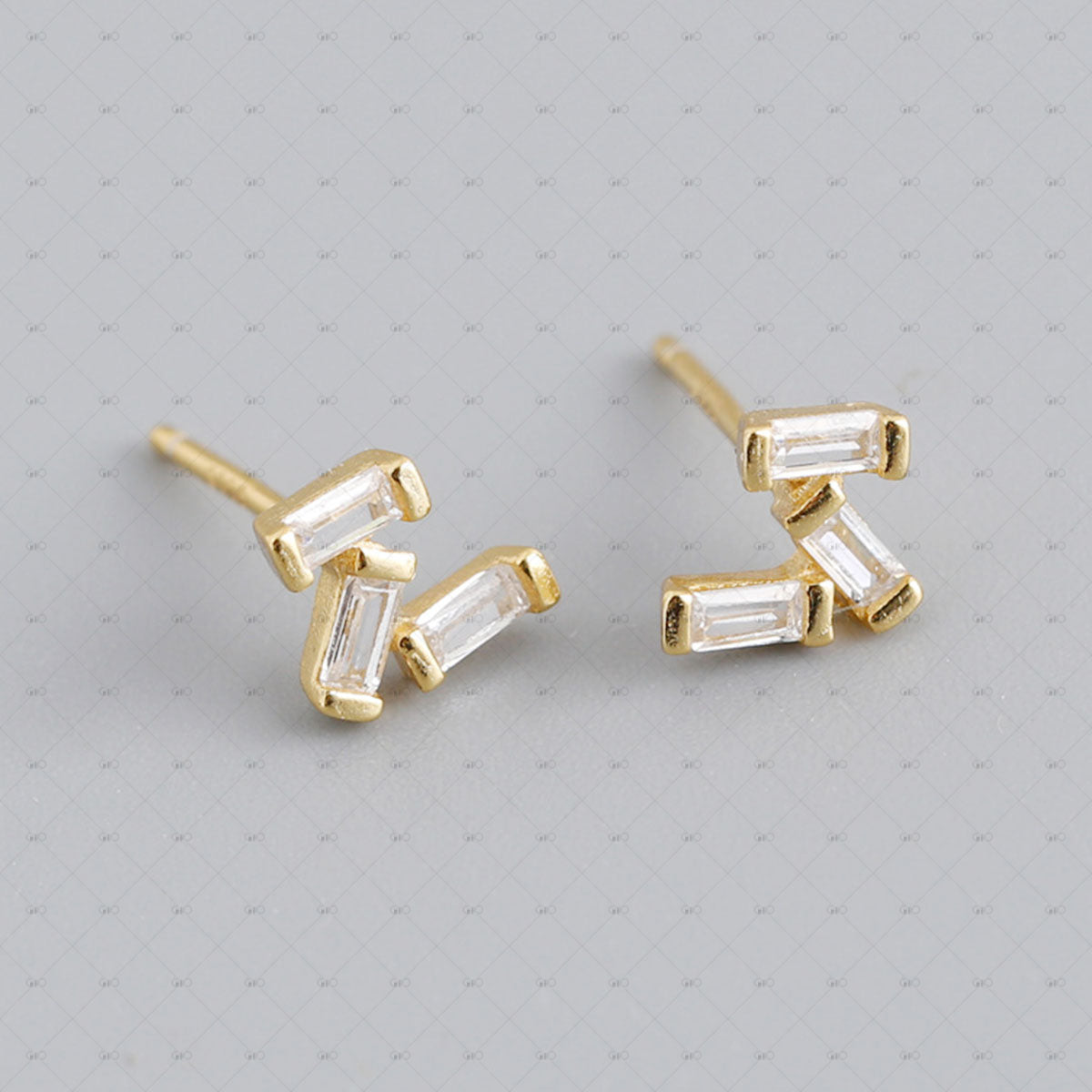 S925 Silver Small Square Colored Zirconia Earrings