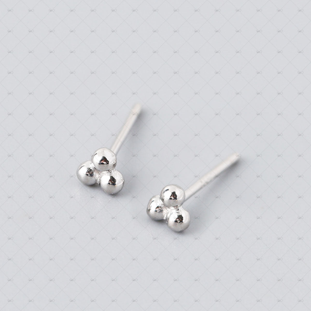 S925 Silver Small Polka Dot Shape Earrings